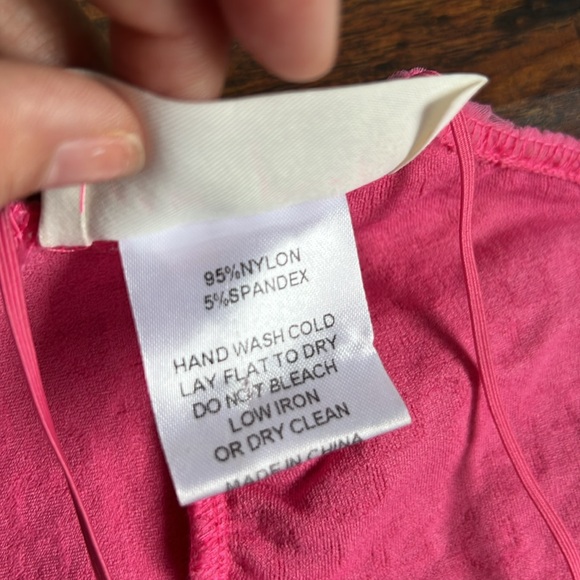 Hot pink mini skirt and Halter top - size S - Picture 6 of 8